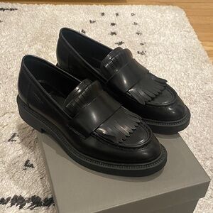 Vagabond Black Fringe Leather Loafers